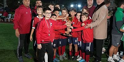 Osmangazi’de Cumhuriyetin Işığı Sporla Birleşti