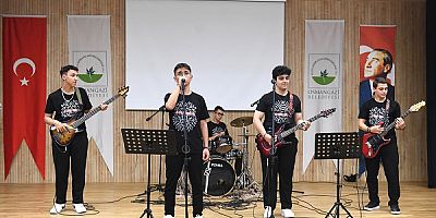 Osmangazi’de Öğrenciler Atık Toplamak İçin Yarıştı