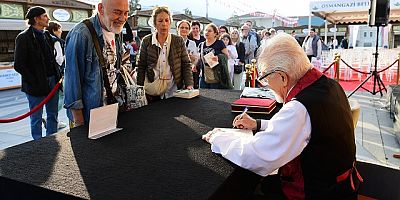 Osmangazi Kitap Fuarı 8’inci Gününde de Doldu Taştı