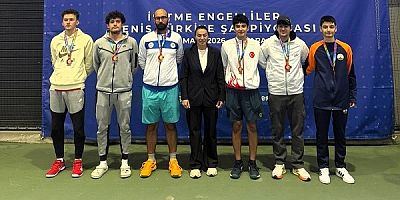 Osmangazi’nin Şampiyon Raketlerinden Büyük Başarı