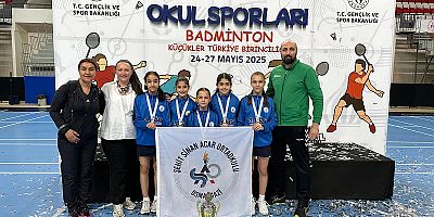 Osmangazili Badmintonculardan Namağlup Şampiyonluk