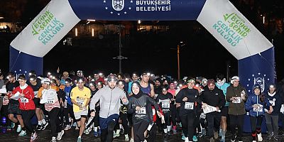 Tarihi Çarşı'nın Gece Atmosferinde Oryantiring Heyecanı