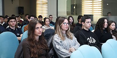 “Tercihten Önce Üniversiteni Yaşa” Projesi Özel Lise Öğrencilerini Ağırlıyor