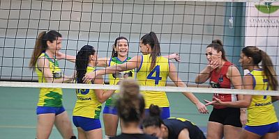 Türkiye Veteran Voleybol Turnuvası Başladı