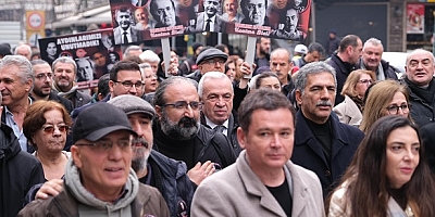 Uğur Mumcu İçin Bursa’da Sevgi Seli