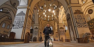 Ulu Camii Ramazan Teravihlerine Hazır