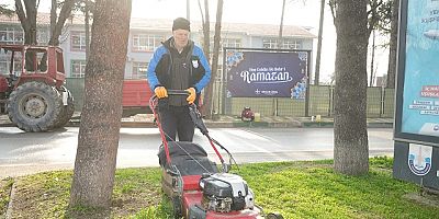 Yenişehir 'de Bayram Mesaisi : Şehir Bayrama Hazır!