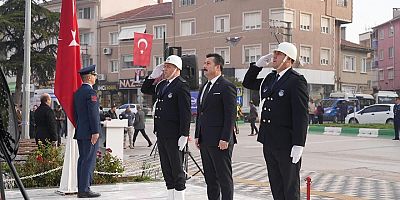 Yenişehir'de zaman Saat 9'u 5 Geçe Durdu