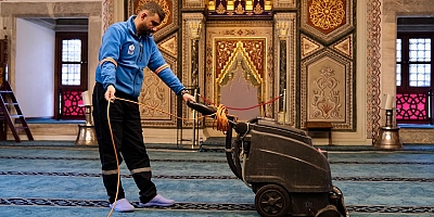 Yıldırım'da Camilere Bayram Temizliği
