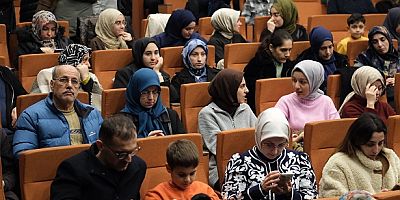 Yıldırım'da Tiyatro Gösterisi