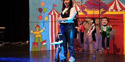 Yıldırımlı Çocuklara Kukla Gösterisi